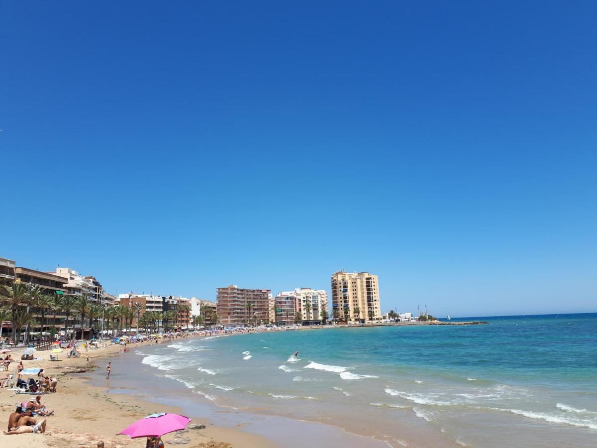 Modern Apartment On Playa Del Cura Torrevieja Kültér fotó