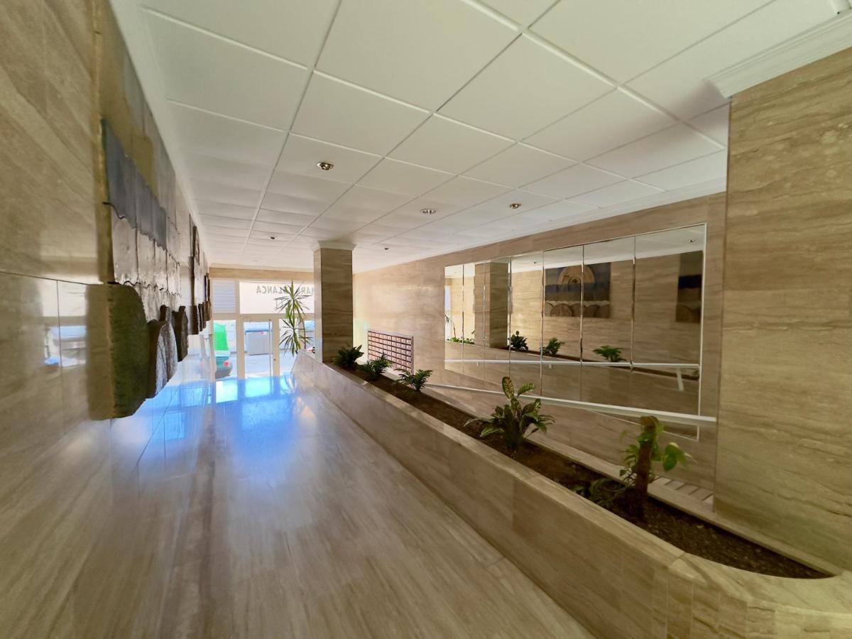 Modern Apartment On Playa Del Cura Torrevieja Kültér fotó