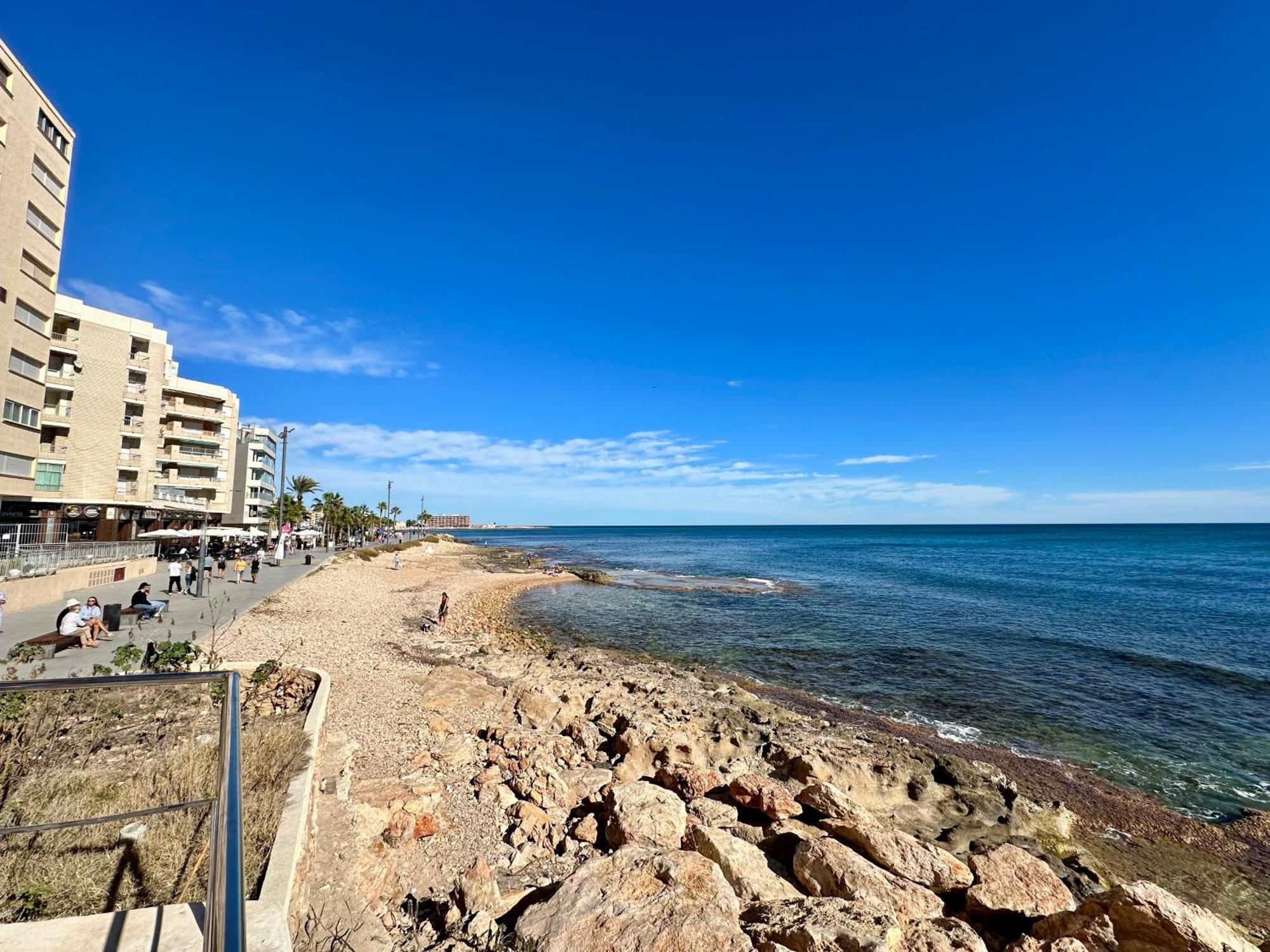 Modern Apartment On Playa Del Cura Torrevieja Kültér fotó